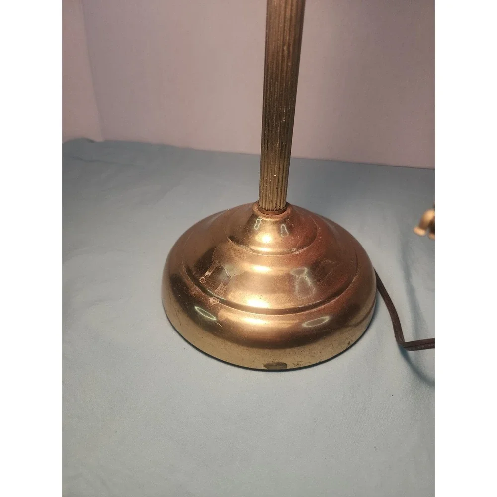 Vintage Underwriters Laboratories Portable Brass Bankers Desk Lamp Green Shade